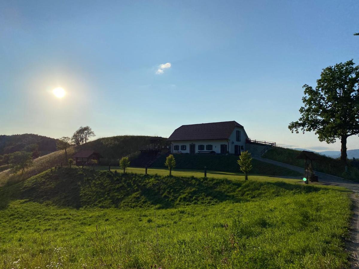 Вилла Wooden Hut At Tourist Farm Artisek Store Экстерьер фото