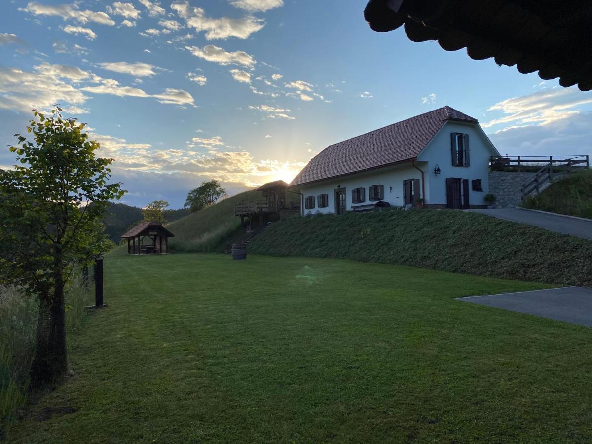 Вилла Wooden Hut At Tourist Farm Artisek Store Экстерьер фото