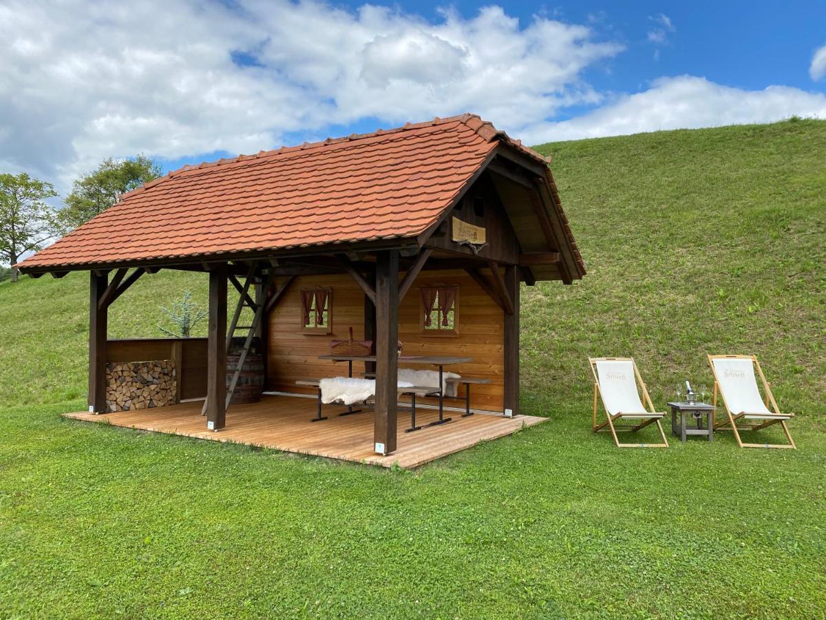 Вилла Wooden Hut At Tourist Farm Artisek Store Экстерьер фото